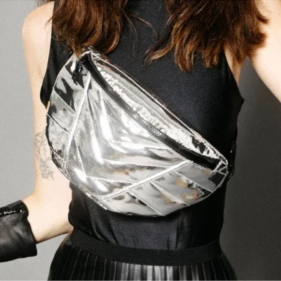 New Think Royln Silver Mirror Bag Silver Mirror - Picture 1 of 5